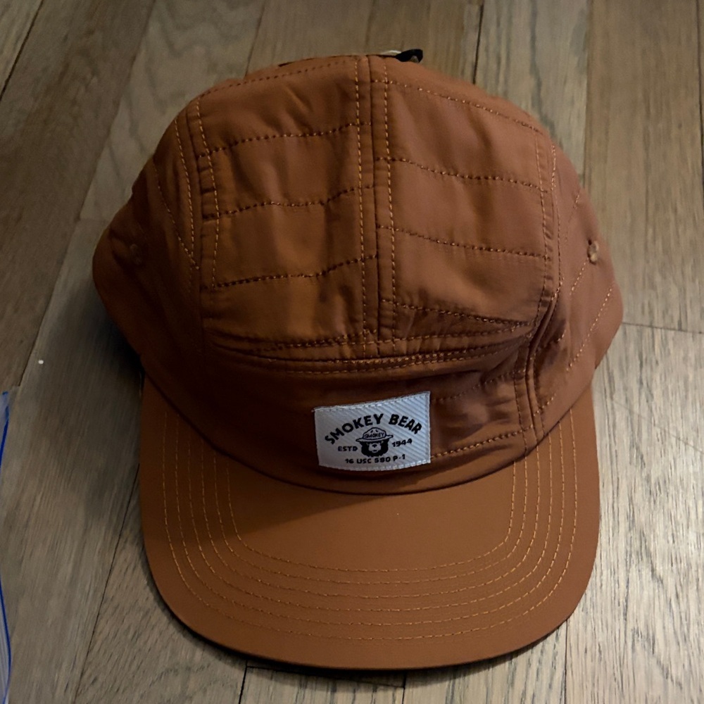 Smoke bear strap back Brown Cap